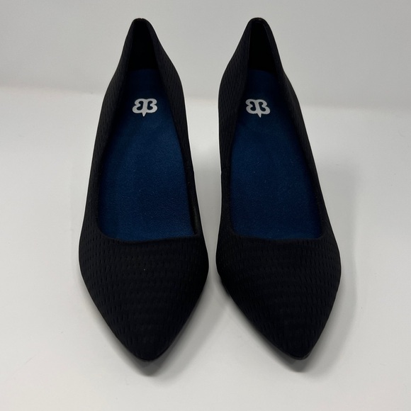 Betabrand Black Pointed Toe Heels Size 8 Women's - Picture 3 of 7
